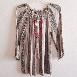 Hannah womens embroidered floral tassel top